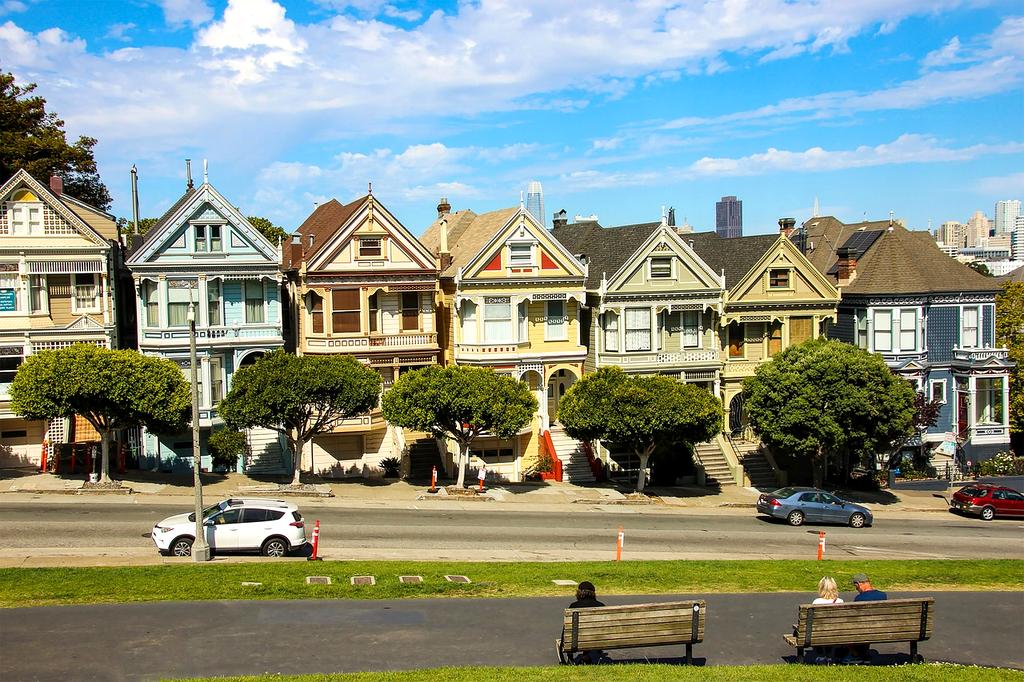 Beautiful neighborhood with improved yards